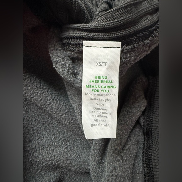 Aerie Tres Cindy Lou Who Grinch Chic Sweatshirt XS - Picture 9 of 11